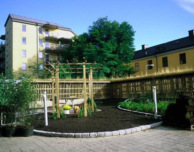 Trädgårdsanläggning till bra pris i Stockholm