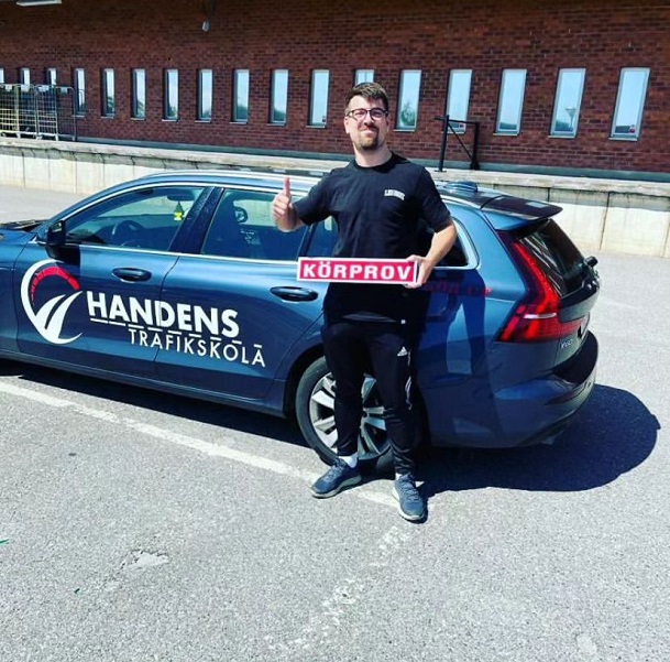 handens-trafikskola-ta-k-rkort-med-oss